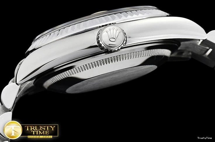 0418 RDD0214D – DayDate 36mm Elegant 683